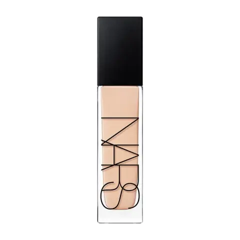 NARS Natural Radiant Longwear Foundation - Oslo | 16-Hour Full Coverage